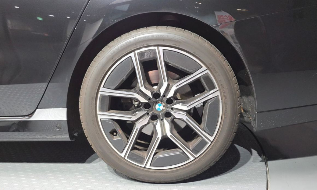 BMW 7-Series 740i sDrive M Sport, 2024