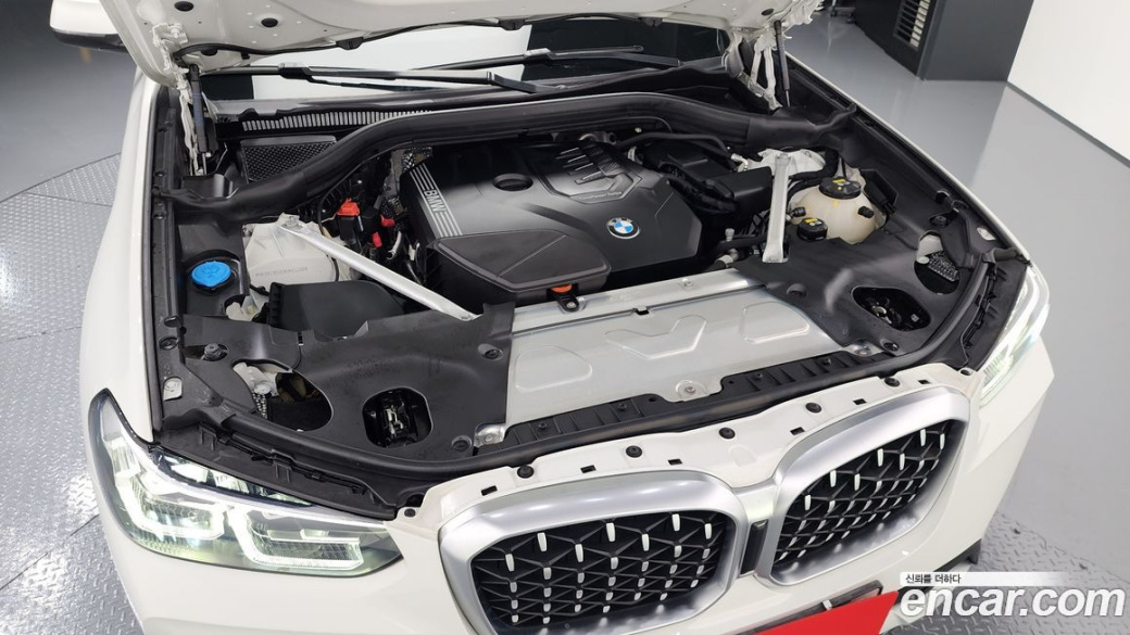 BMW X4 xDrive20i xLine, 2022