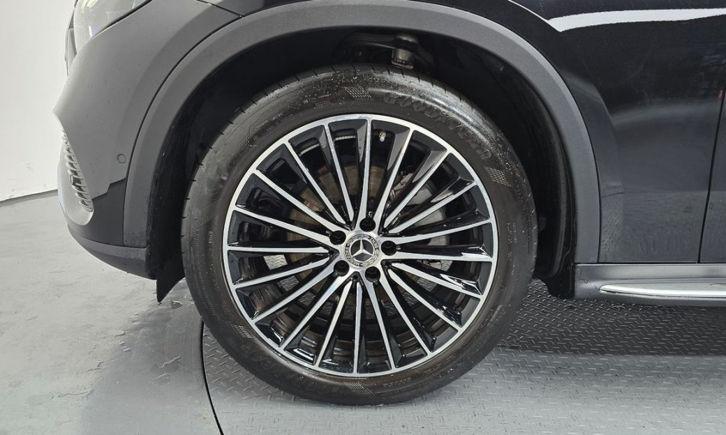 Mercedes-Benz GLC-Class GLC 300 4MATIC Avantgarde, 2025