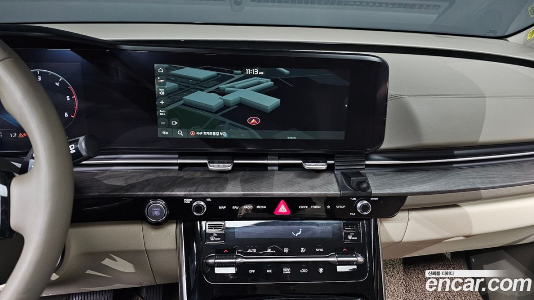 Kia Carnival 7-Seater Signature, 2023