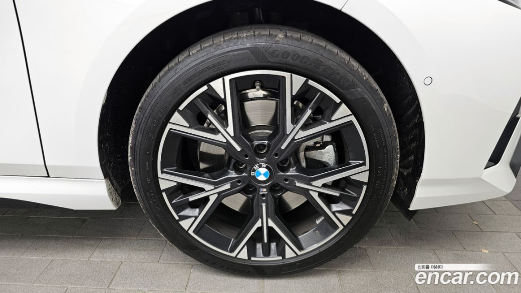 BMW 1-Series 120 M Sport, 2025