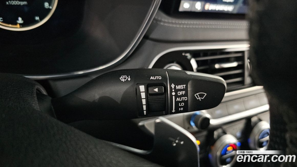 Genesis G70 Gasoline 2.0T 4WD, 2022