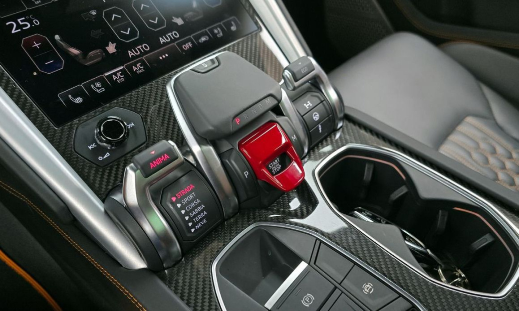 Lamborghini Urus 4.0 V8 S, 2024