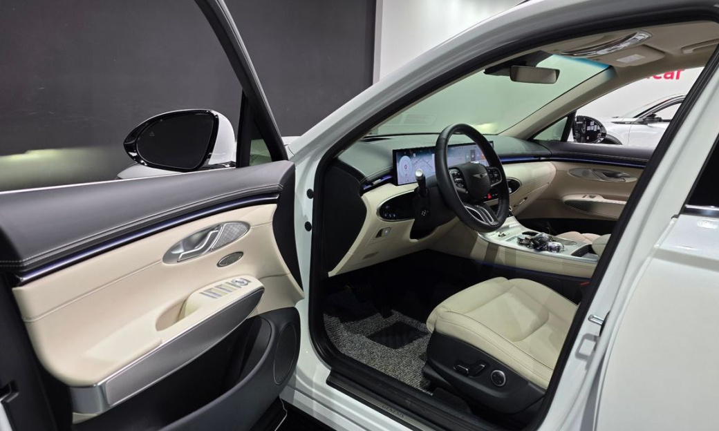 Genesis GV70 2.5T Gasoline 2WD, 2025