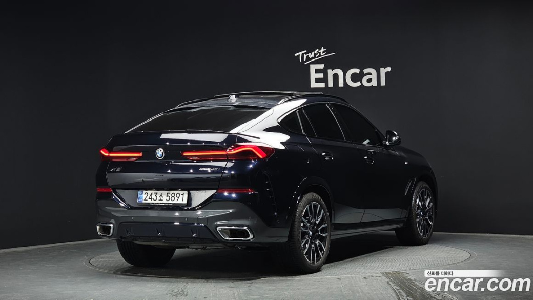 BMW X6 xDrive40i M Sport, 2025
