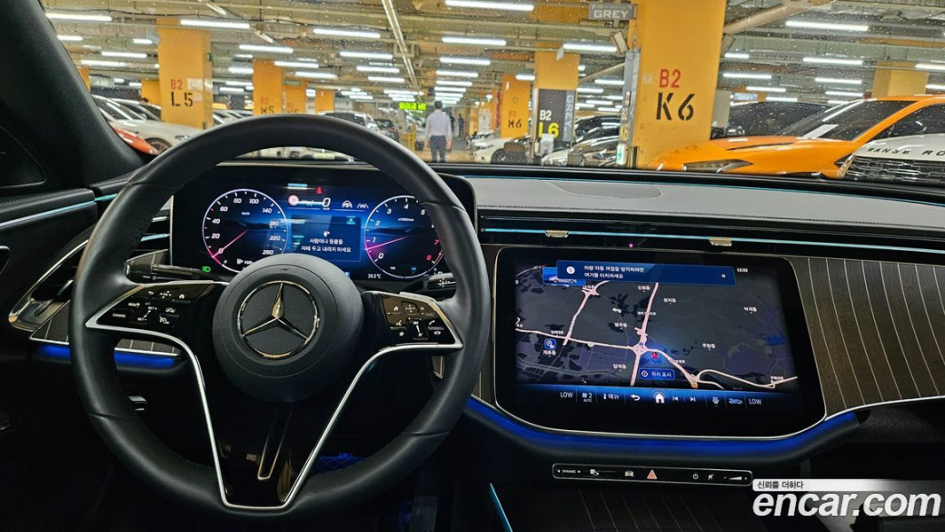 Mercedes-Benz E-Class E300 4MATIC Exclusive, 2024