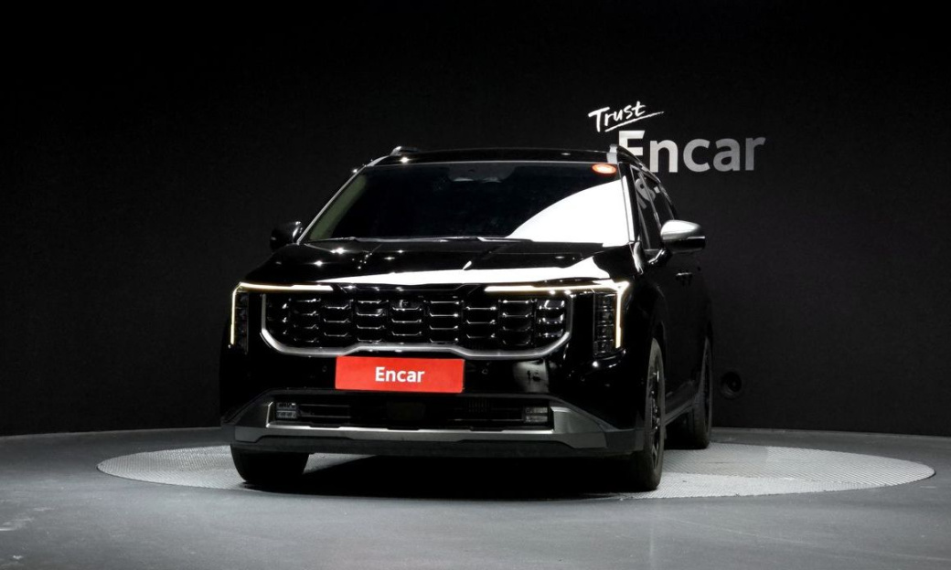 Kia Carnival 9-Seater Gravity, 2025