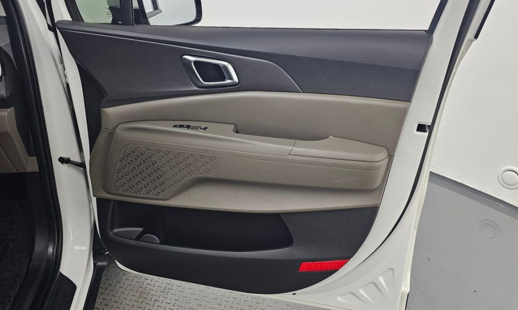 Kia Carnival 9-Seater Noblesse, 2024