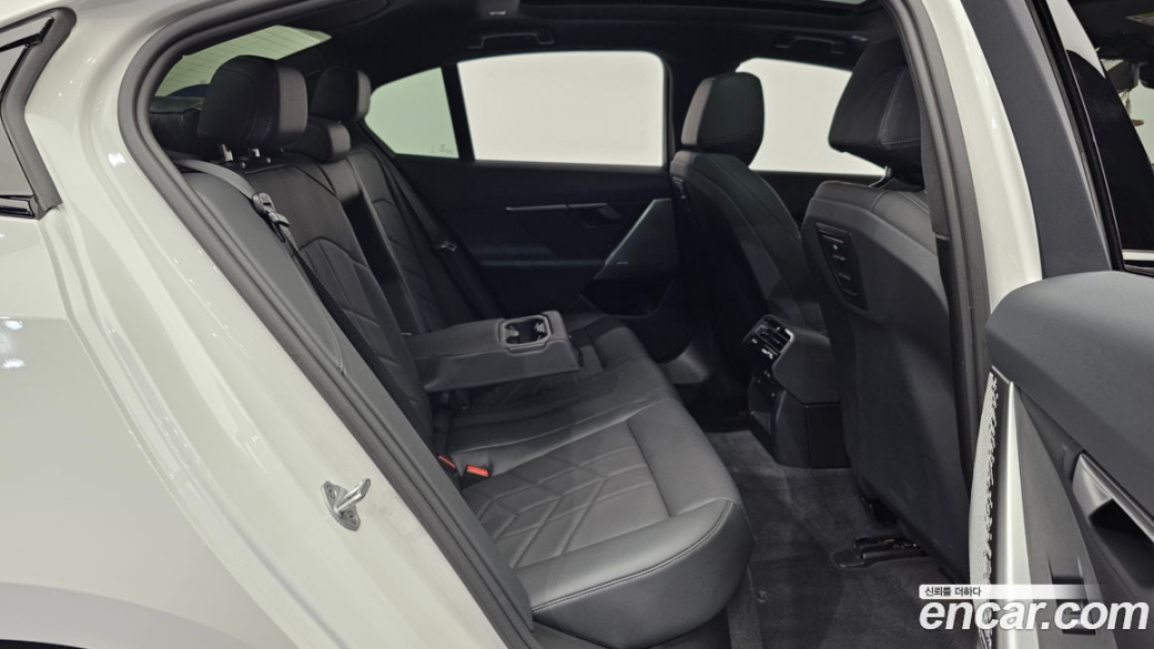 BMW 5-Series 520i M Sport, 2024