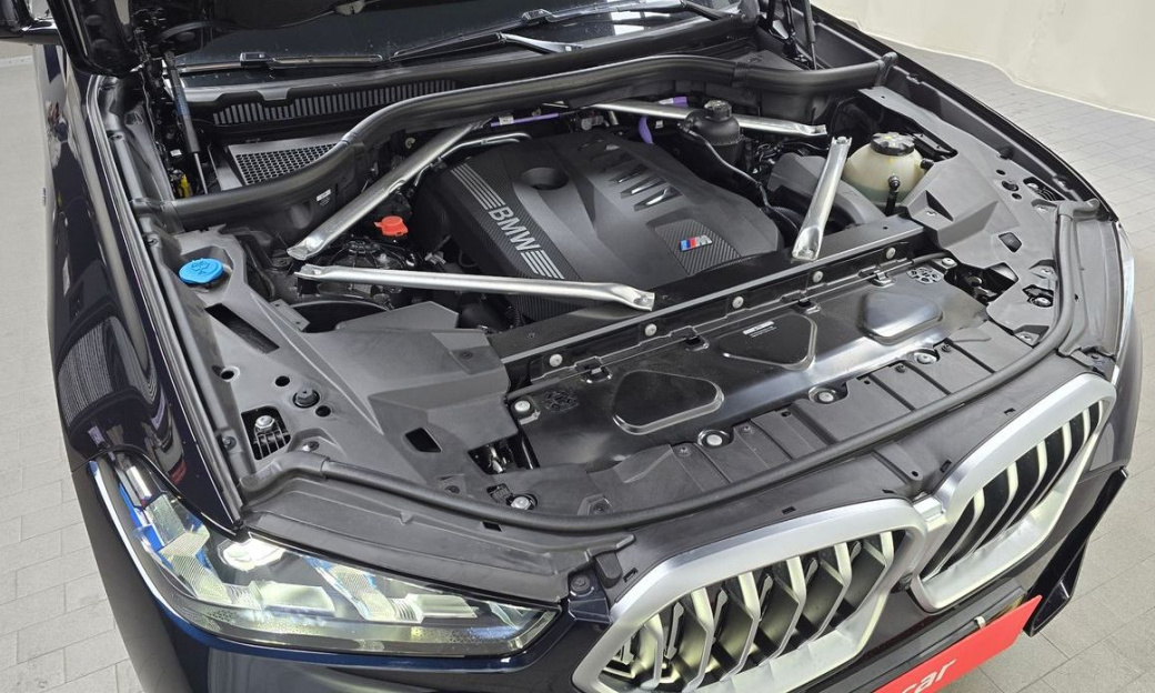 BMW X6 xDrive40i M Sport, 2025