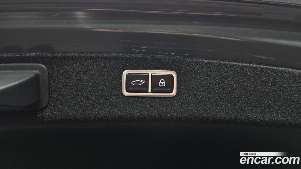 Genesis G80 Gasoline 2.5 Turbo AWD, 2025
