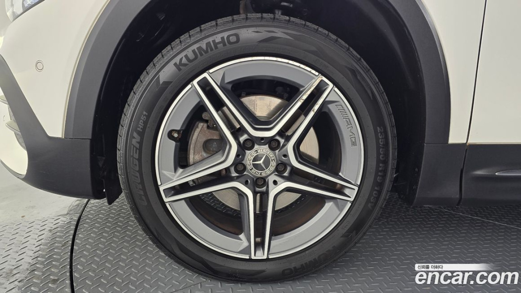 Mercedes-Benz GLB-Class GLB250 4MATIC, 2021