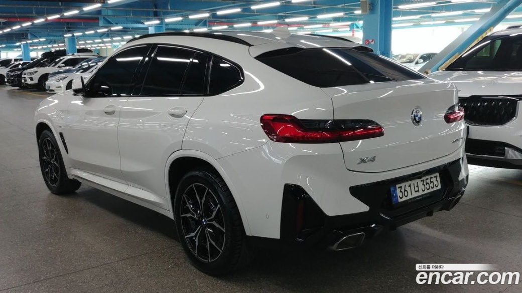 BMW X4 xDrive20i M Sport, 2022