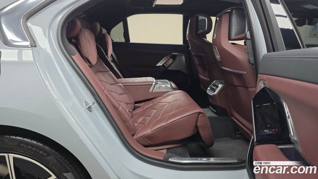 BMW 7-Series 740i sDrive M Sport, 2023