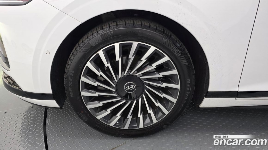 Hyundai Grandeur 2,5 Gasoline 2WD, 2023