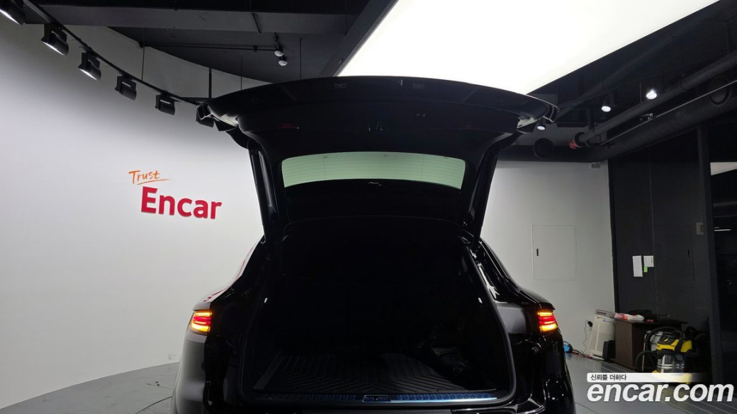 Porsche Cayenne 3.0 Coupe, 2024
