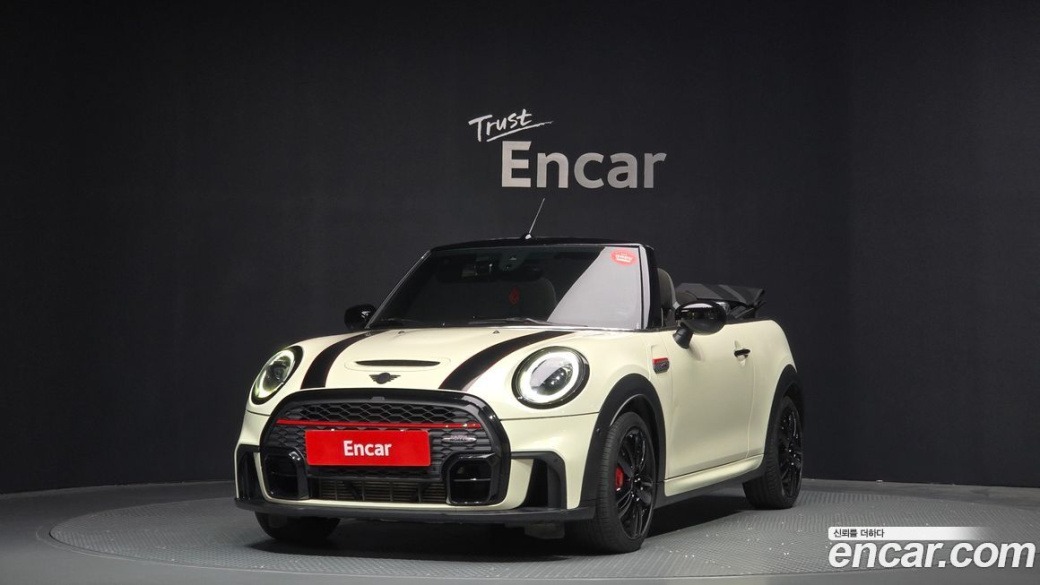 Mini Cooper Convertible JCW, 2022