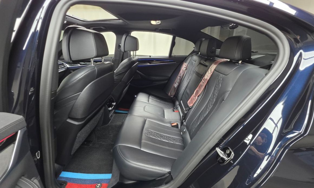BMW 5-Series 530i xDrive M Sport Package, 2022