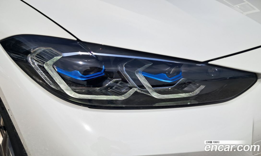 BMW 4-Series M440i xDrive Online Exclusive Coupe, 2024