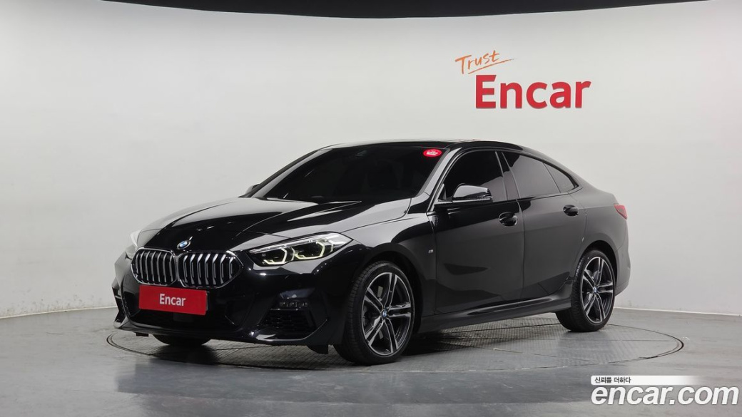 BMW 2-Series 220i M Sports, 2024