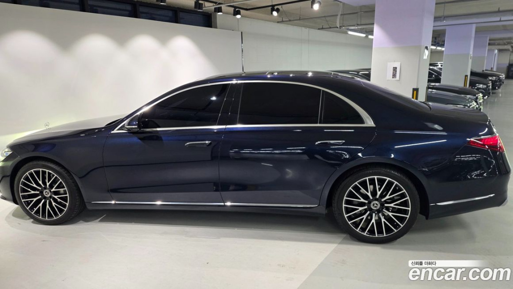 Mercedes-Benz S-Class S450 4MATIC, 2025