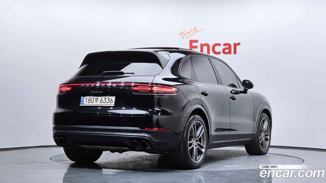 Porsche Cayenne 3.0 PLATINUM EDITION, 2023