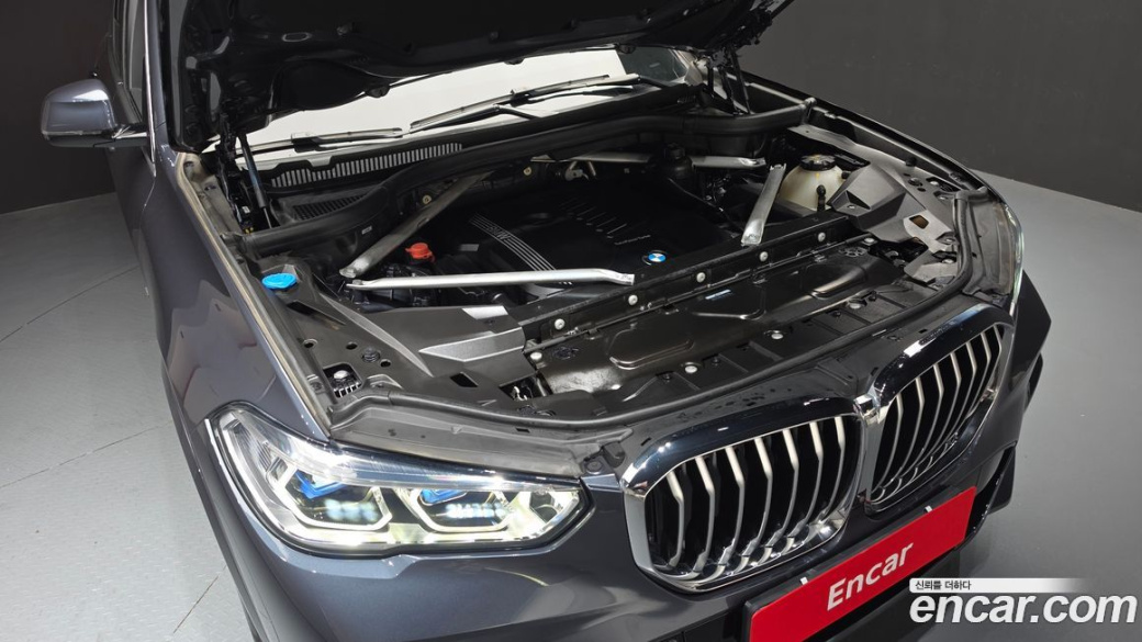 BMW X5 xDrive 40i M Sport, 2021
