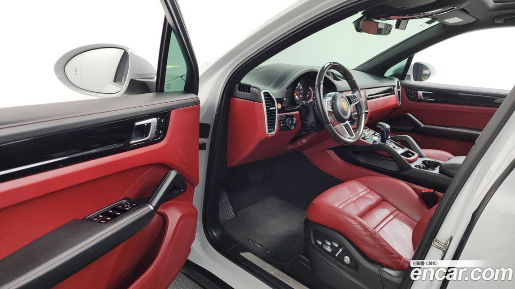 Porsche Cayenne 3.0, 2021