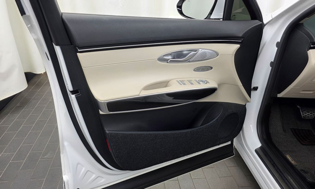 Genesis GV70 2.5T Gasoline 2WD, 2022