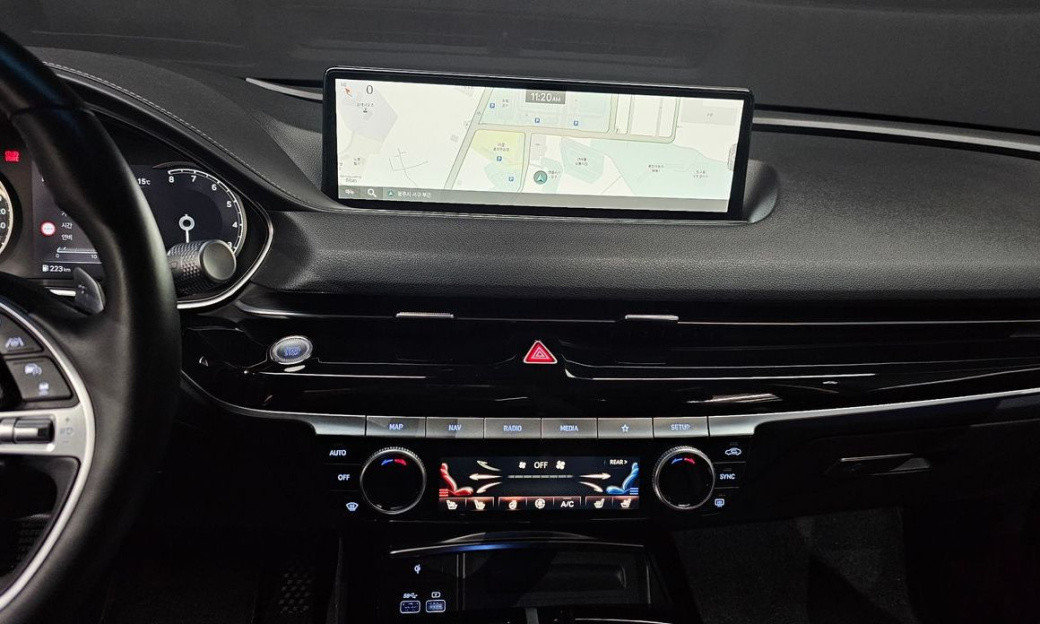Genesis G80 Gasoline 2.5 Turbo AWD, 2023