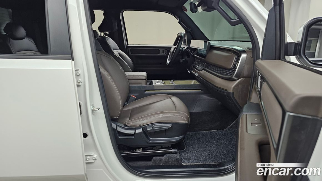 Kia Tasman 2.5T Gasoline 4WD, 2026