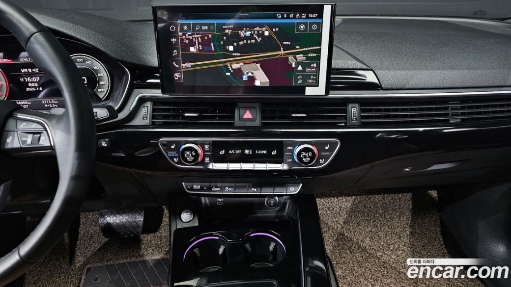 Audi A4 40 TFSI Premium, 2022