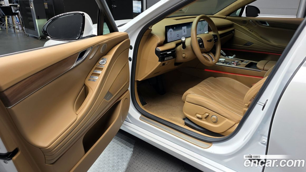 Genesis G80 Gasoline 2.5 Turbo 2WD, 2025