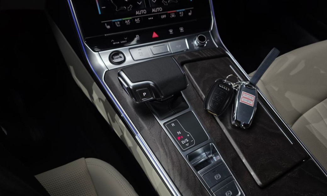 Audi A6 45 TFSI Premium, 2023