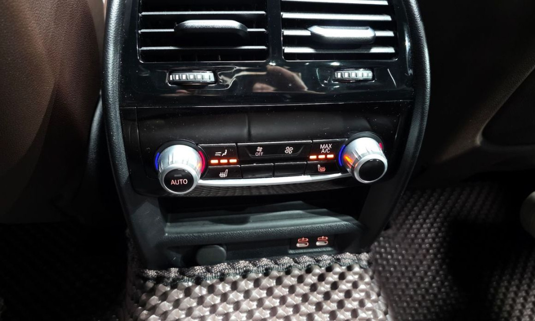 BMW 5-Series 530i M Sport Package, 2023