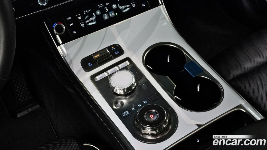 Genesis GV70 2.5T Gasoline AWD, 2025