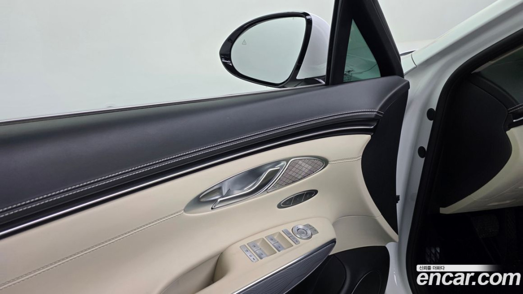 Genesis GV70 2.5T Gasoline AWD, 2023