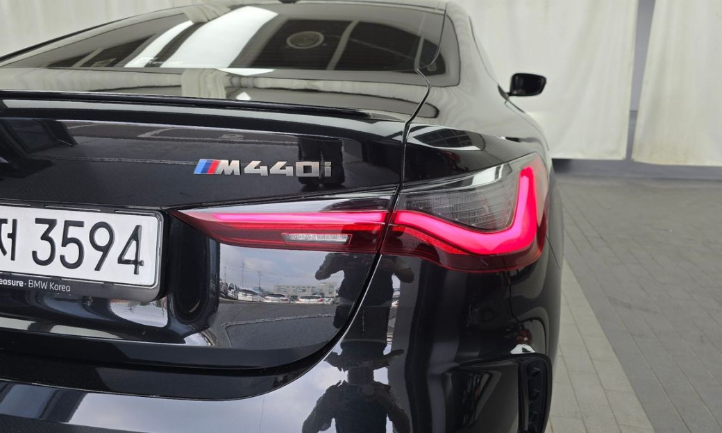 BMW 4-Series M440i xDrive Coupe, 2024