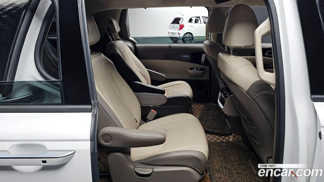 Kia Carnival 9-Seater Hi-Limousine(Special Vehicle), 2022