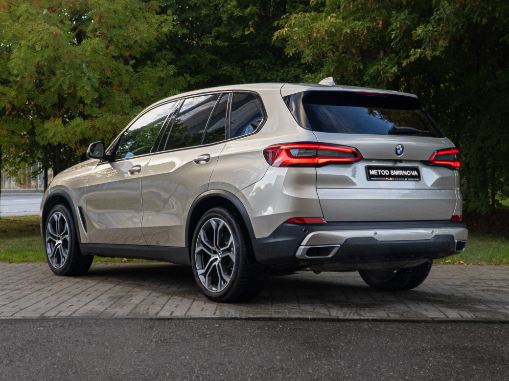 BMW X5 xDrive50i, 2019
