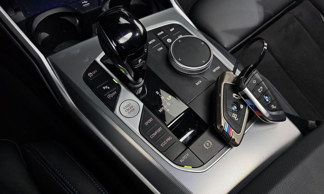 BMW 3-Series 320i M Sport, 2022