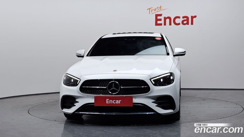 Mercedes-Benz E-Class E220d 4MATIC AMG Line, 2022