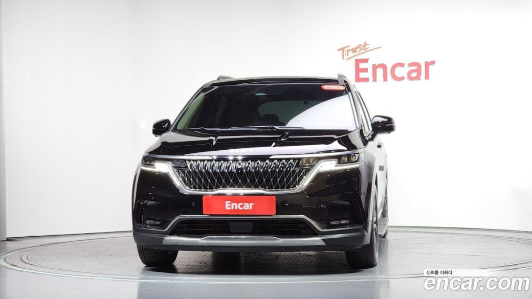Kia Carnival 9-Seater Signature, 2023