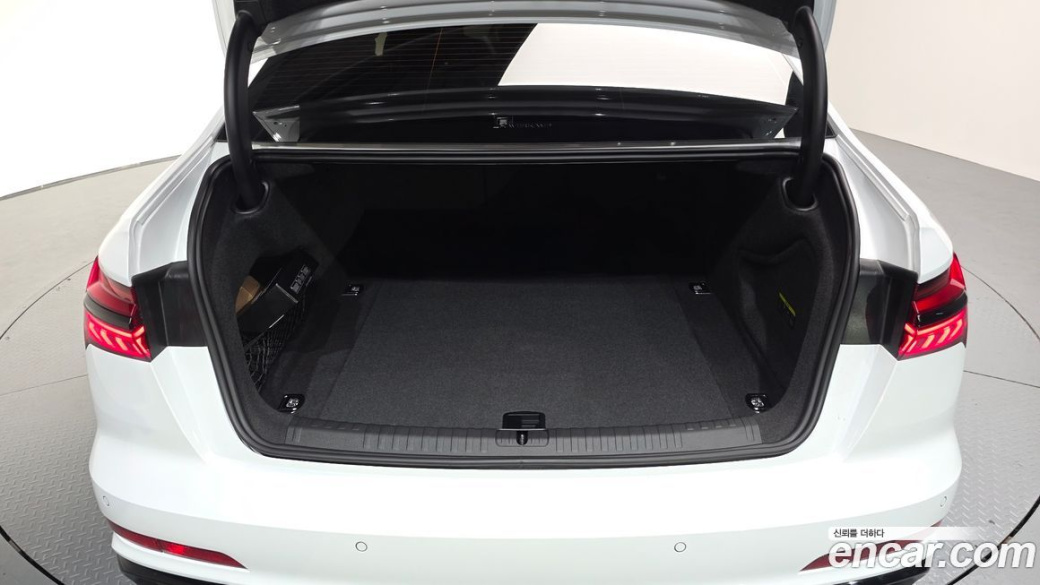 Audi A6 45 TFSI Premium, 2025