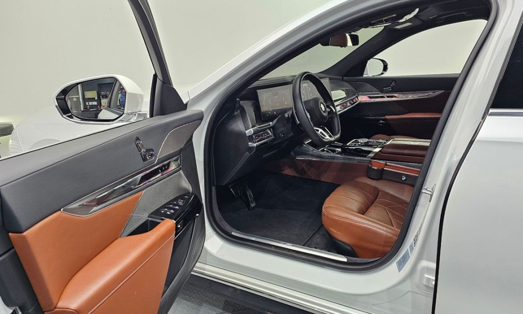BMW 7-Series 740d xDrive M Sport, 2024