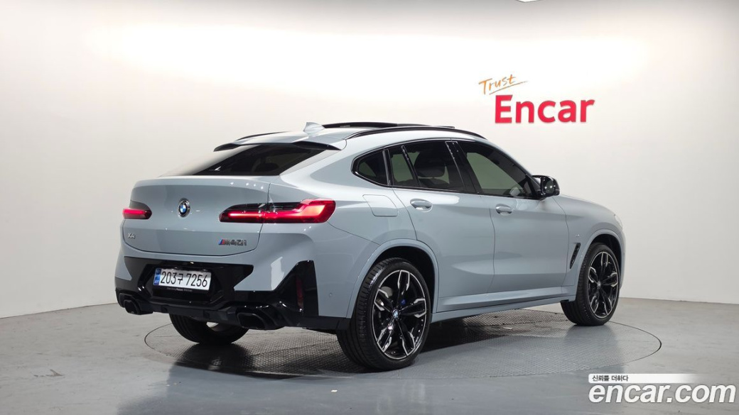 BMW X4 xDrive M40i, 2024