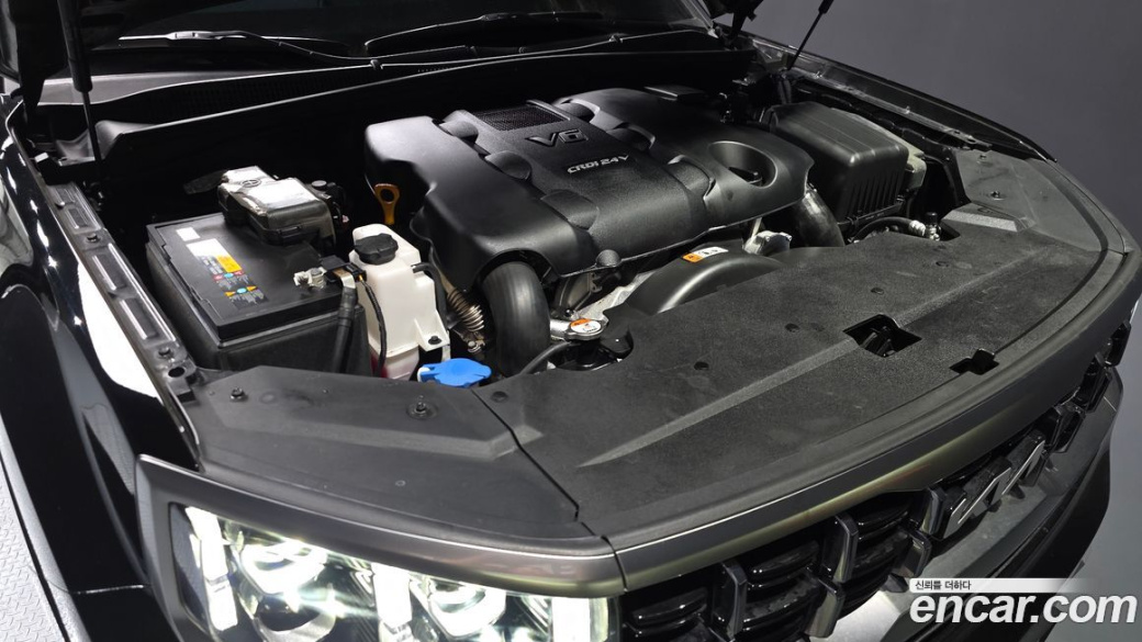 Kia Mohave Diesel 3.0 4WD 7-Seater, 2023