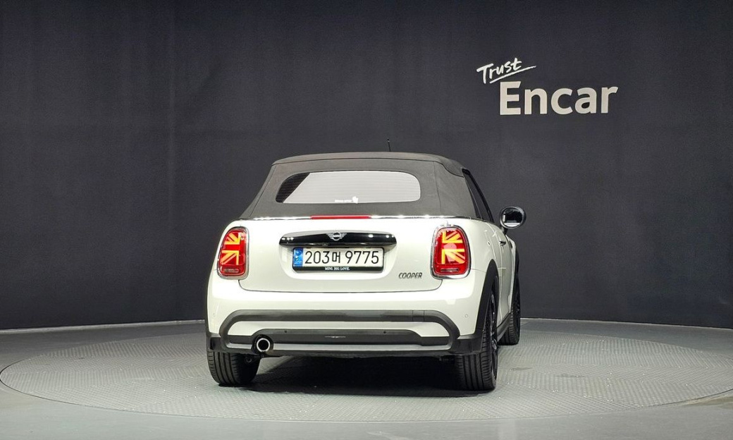 Mini Cooper Convertible Classic, 2024