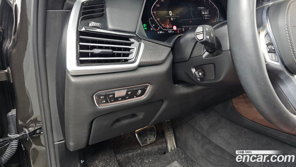 BMW X6 xDrive40i M Sport, 2021