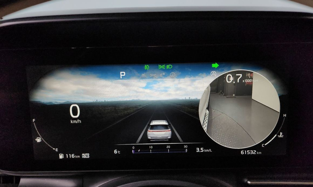 Kia Carnival 7-Seater Signature, 2022